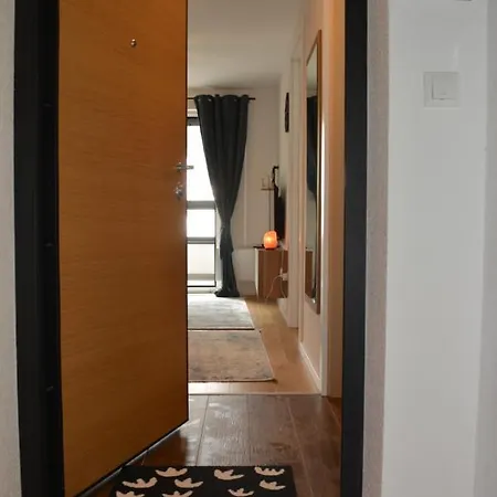 Engadin's 1bdr Near Lift *